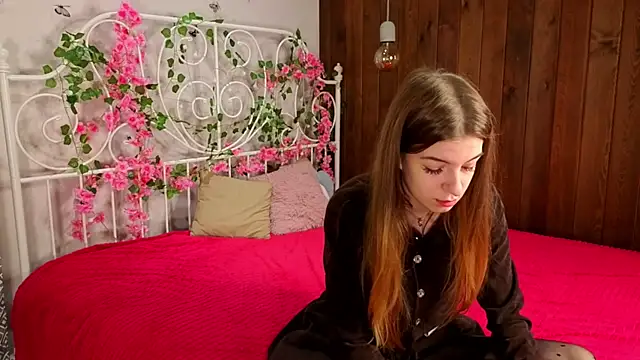 Snapshot of TawanaWalleck chatting on October 2025 09:07:02 PM TawanaWalleck online show from October 2025 09:07:02 PM