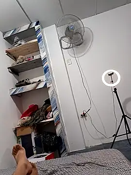 ANTHONYHOTT69 online show from October 2025 11:28:02 PM