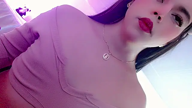 Snapshot of Smeralda-24 chatting on July 2026 09:14:01 PM Smeralda-24 online show from July 2026 09:14:01 PM