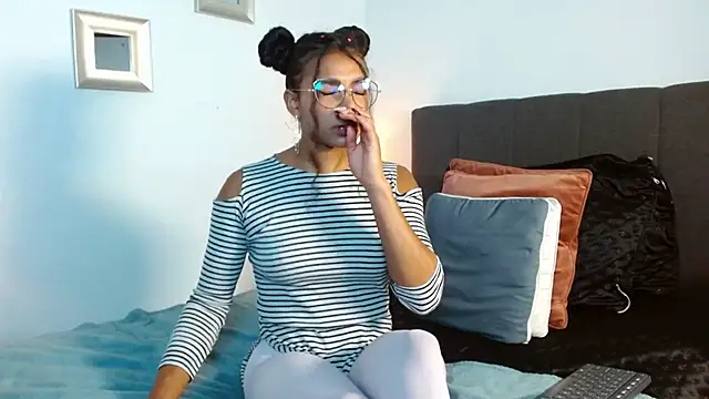 SashaBowei online show from October 2025 02:02:01 AM