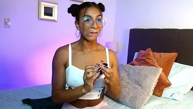 SashaBowei online show from November 2025 01:37:02 AM