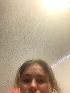 BuzzBunni69 online show from November 2025 12:43:01 AM