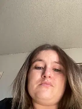 BuzzBunni69 online show from November 2025 08:35:02 PM