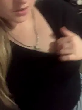 BuzzBunni69 online show from October 2025 01:25:01 PM