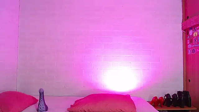 Snapshot of Amy66 chatting on October 2025 09:54:02 AM Amy66 online show from October 2025 09:54:02 AM