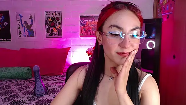 Snapshot of Amy66 chatting on July 2026 07:26:01 AM Amy66 online show from July 2026 07:26:01 AM