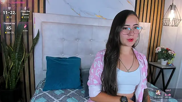 Honey noir online show from November 2025 10:37:01 PM