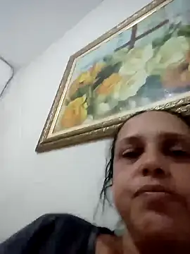 Snapshot of Crisribeiro chatting on October 2025 12:47:02 AM Crisribeiro online show from October 2025 12:47:02 AM