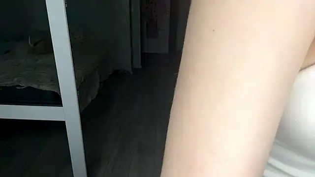 FawnDubler online show from November 2025 05:50:01 PM