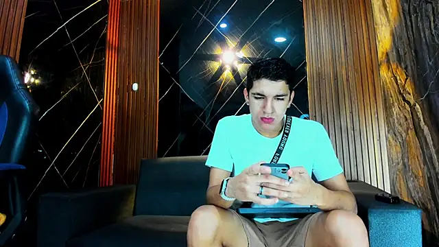 Stiben boy online show from October 2025 02:57:01 AM