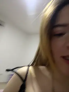 Snapshot of Isabeellaa_ chatting on June 2026 07:22:02 PM Isabeellaa online show from June 2026 07:22:02 PM