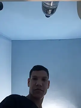 Baianinhosp online show from May 2026 04:43:01 PM