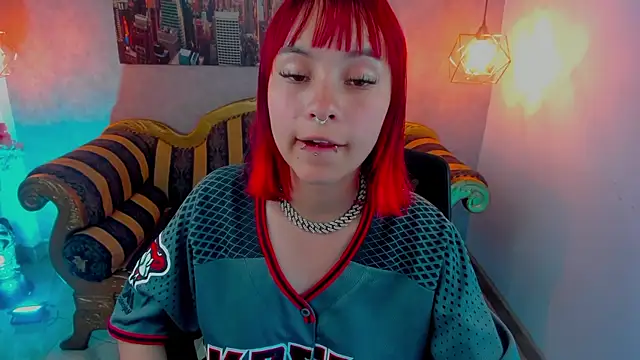 Snapshot of Megane_whitte chatting on December 2025 03:00:02 AM Megane whitte online show from December 2025 03:00:02 AM