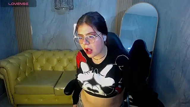 draviana a  online show from November 2025 02:59:01 AM