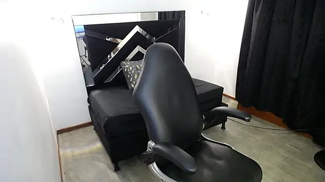 MarianaRojas  online show from February 2026 06:50:02 PM