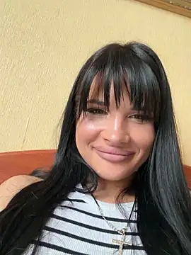 Snapshot of Alina_XXXX_ chatting on May 2026 02:45:01 PM Alina XXXX online show from May 2026 02:45:01 PM