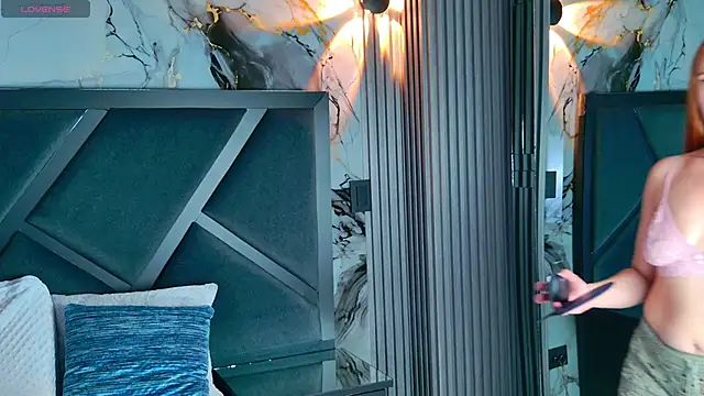 LexyRooss online show from November 2025 07:03:03 PM