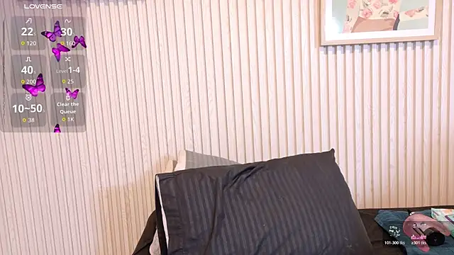 Abrilmirren online show from March 2026 11:17:01 AM