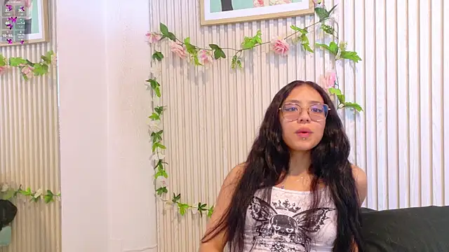 Abrilmirren online show from April 2026 12:17:02 PM