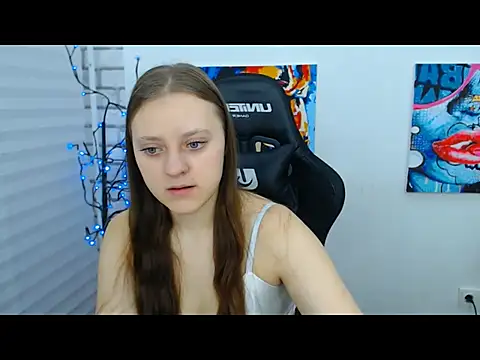 ArinaBelle online show from December 2025 12:17:02 AM