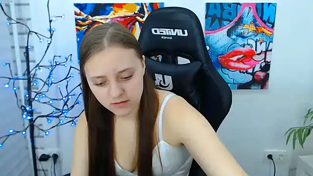 ArinaBelle online show from November 2025 04:17:02 PM