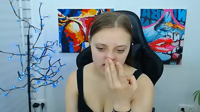 ArinaBelle online show from November 2025 04:44:01 AM