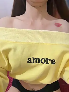 Quynhbabysexy online show from April 2026 06:05:01 AM