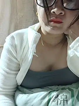 Paul-paul11 online show from December 2025 01:57:01 PM