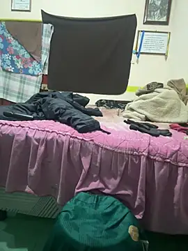 Sk3m veryhot online show from February 2026 10:31:02 AM