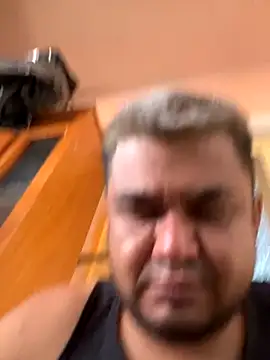 Sk3m veryhot online show from December 2025 04:09:02 PM