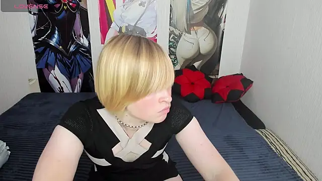 Cattie w  online show from October 2025 01:17:01 AM