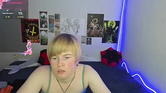 Cattie w  online show from December 2025 01:09:01 AM