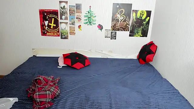 Cattie w  online show from March 2026 01:14:01 AM