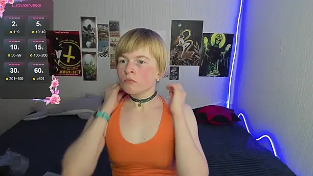 Cattie w  online show from December 2025 01:10:01 AM