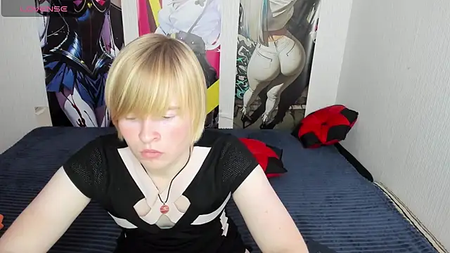 Cattie w  online show from October 2025 01:18:01 AM