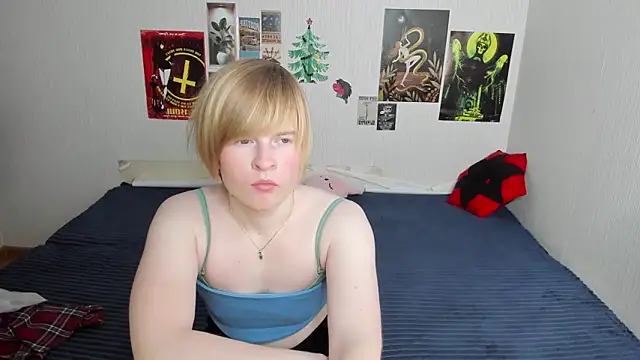 Cattie w  online show from March 2026 01:15:01 AM