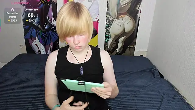 Cattie w  online show from October 2025 01:17:02 AM