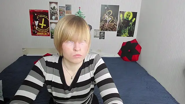 Cattie w  online show from March 2026 01:16:02 AM