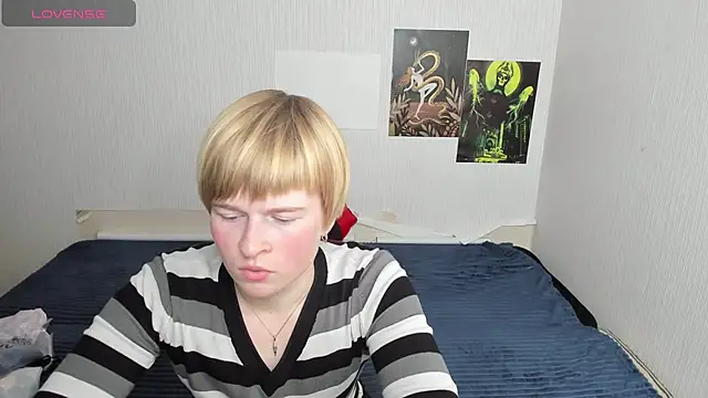 Cattie w  online show from November 2025 01:15:01 AM