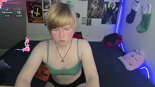 Cattie w  online show from January 2026 01:20:02 AM