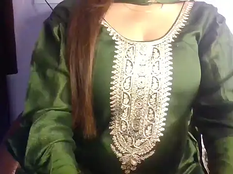 LOVELY SUKOON online show from October 2025 10:03:01 AM