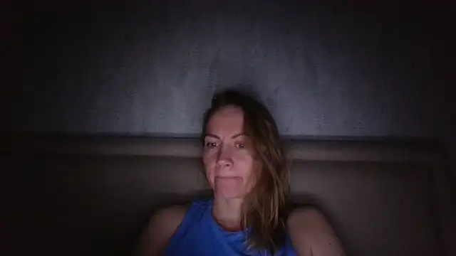 Thavione online show from April 2026 10:23:01 PM