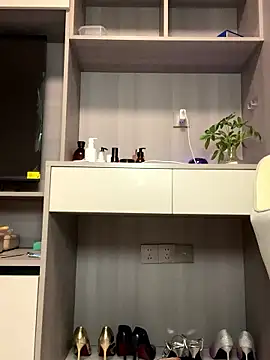 POS001 online show from January 2026 06:03:02 PM