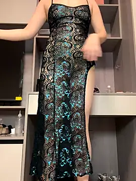 Snapshot of POS001 chatting on November 2025 06:19:01 PM POS001 online show from November 2025 06:19:01 PM