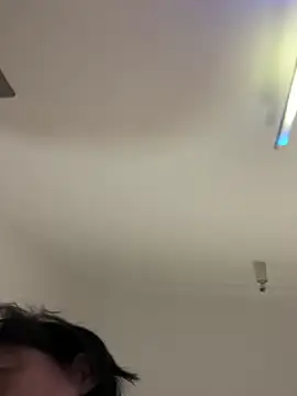 Snapshot of POS001 chatting on October 2025 10:54:01 PM POS001 online show from October 2025 10:54:01 PM