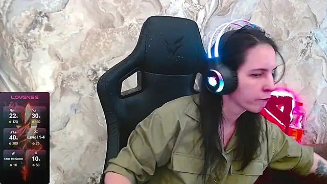 Irwi Tomboy online show from April 2026 03:08:01 PM