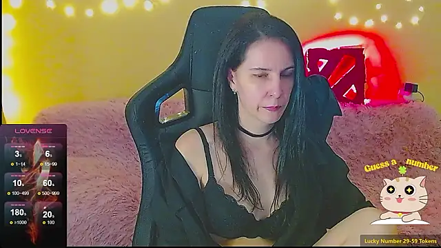 Irwi Tomboy online show from February 2026 04:19:01 PM