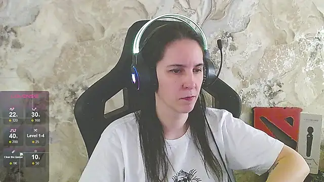 Irwi Tomboy online show from May 2026 11:17:01 AM