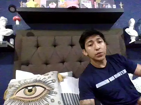 sad fucking boy online show from October 2025 04:05:02 AM