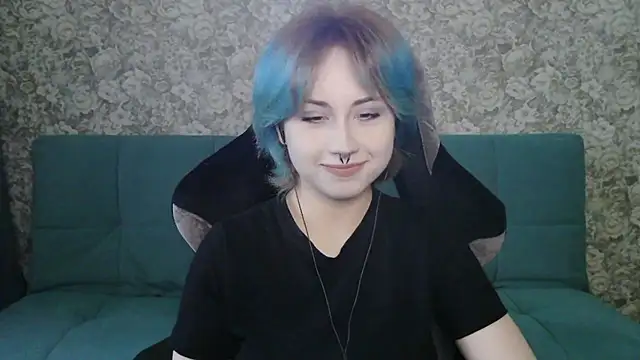 LeisaHopperstad online show from April 2026 02:11:01 PM